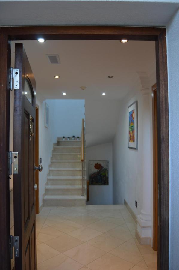 Villa Belar *